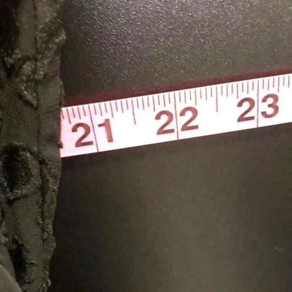 Ann Taylor Peplum Waist,lace like overlay,lined, round neck,long sleeve top - Picture 9 of 10